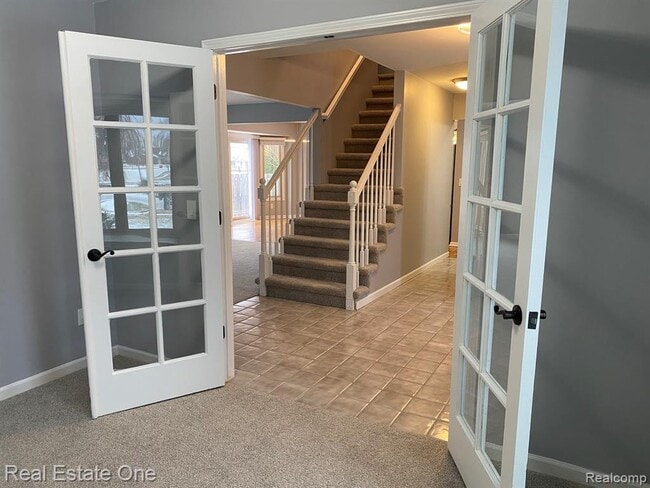 Photo - 28772 Wales Dr