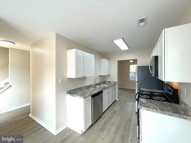 Photo - 22023 Valley Estates Dr