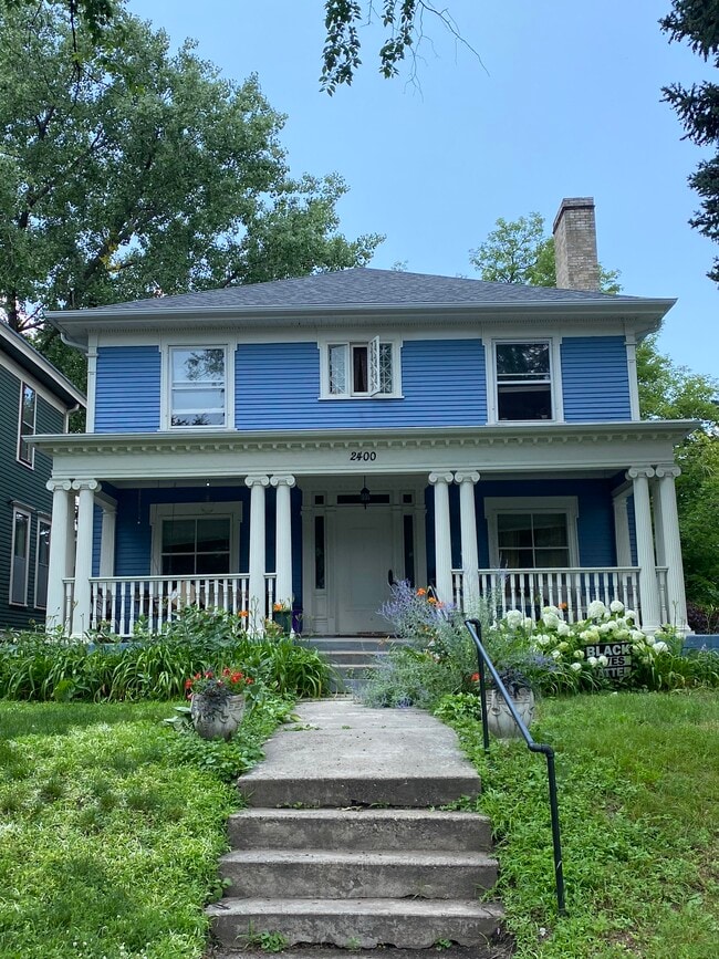 Photo - 2400 Pleasant Avenue South Townhome