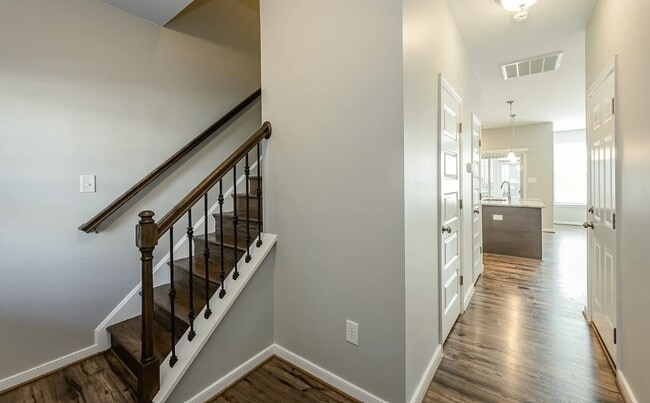 Photo - 8023 Ellendale Dr