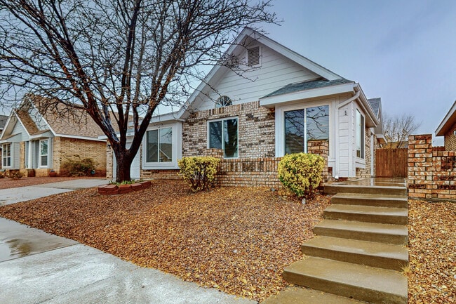 Photo - 7804 Juneberry St NW