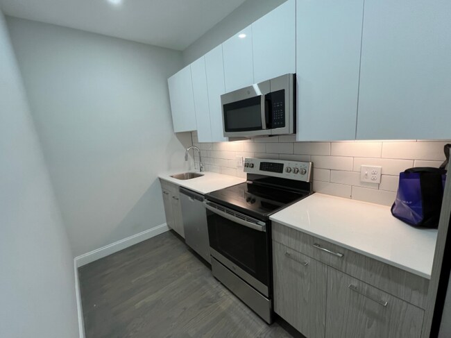 Photo - 111 Jersey St Unit 16