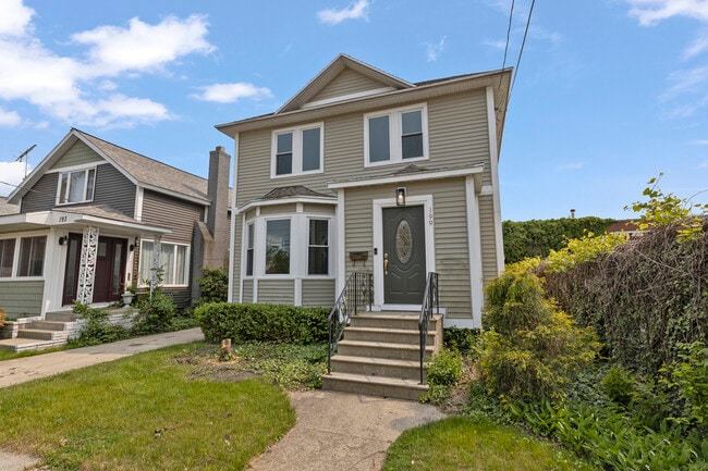 Photo - 199 Houston Ave