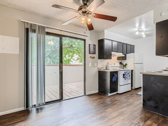 Kitchen and Dining Area With Light! - Meadow Lark Apartments