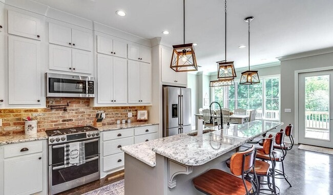 Photo - 150 Pine Ridge Cir