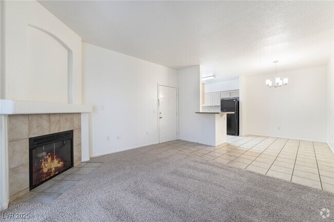 Building Photo - 1830 N Buffalo Dr Unit 1050 Rental