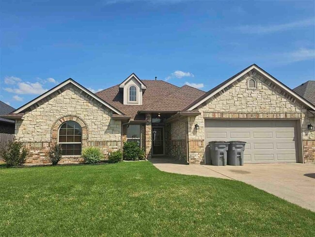 Photo - 2302 SW 56th St House