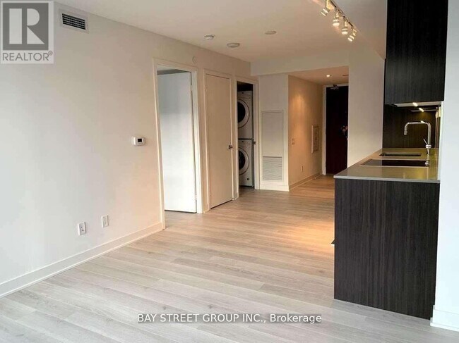 Photo - 80 Queens Wharf Rd Unit 1212