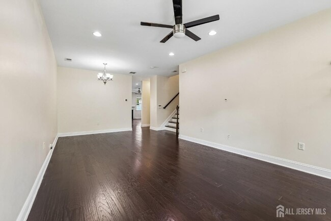 166 Savoth Ln