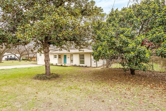 Photo - Fully Remodeled 3 Bed, 2 Bath Home in River Oaks w/ Basement- 76114