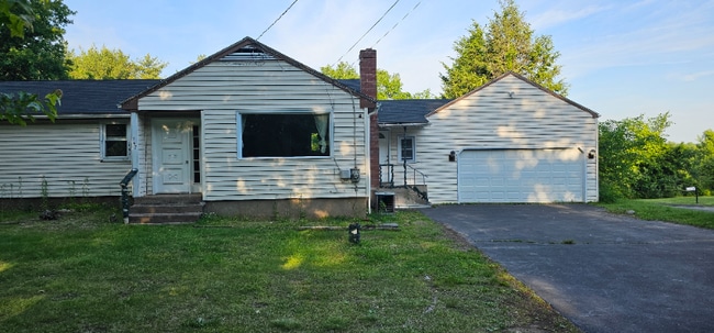 Photo - 167 S Main St Apartment