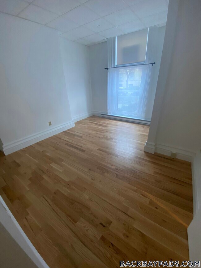 405 Beacon St Unidad 1