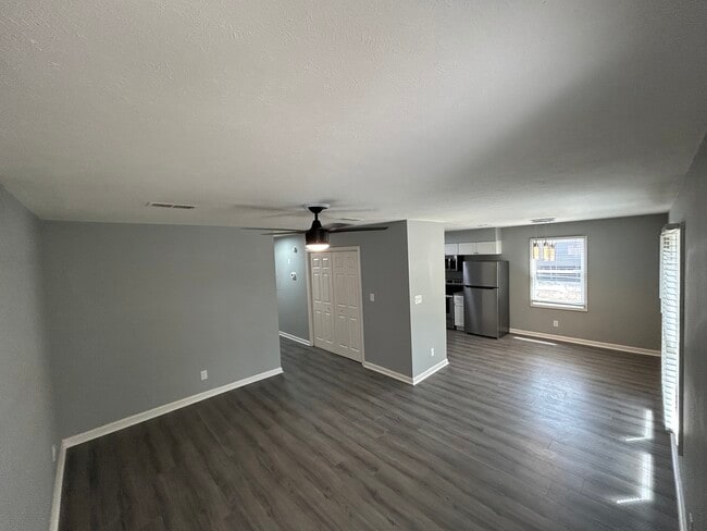 Photo - 4205 Mica Ave