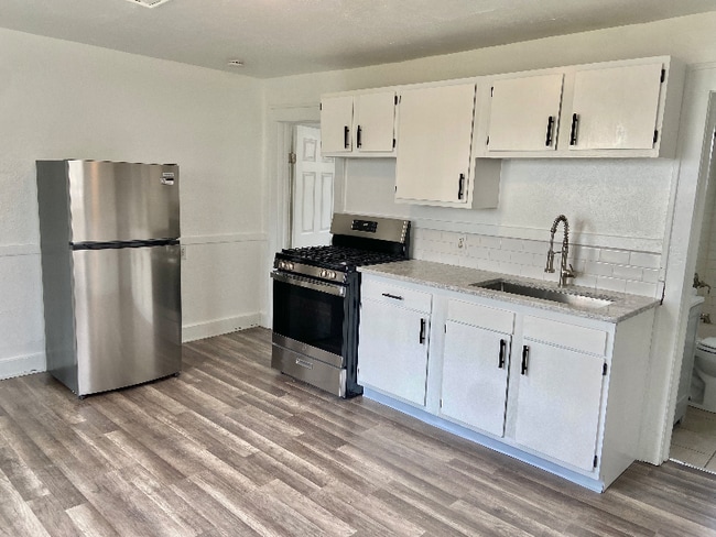 Photo - 921 Watson St SW Unidad 1