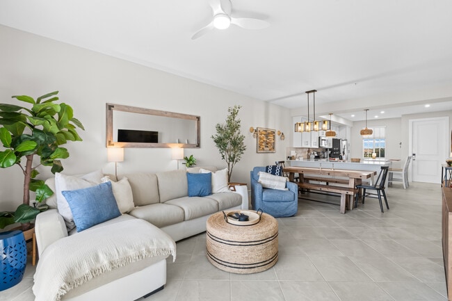 Photo - 5651 Double Eagle Cir Unidad 4335