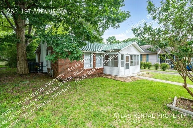 Photo - 263 1st Ave NW