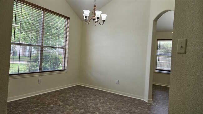 107 Helen Cove