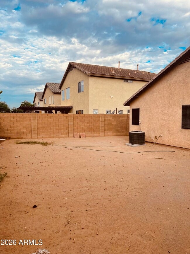 Photo - 1809 N 94th Ave