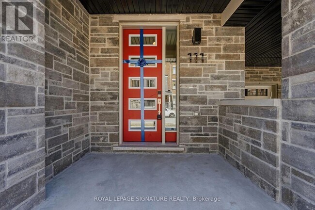 Photo - 111 Avani Ave