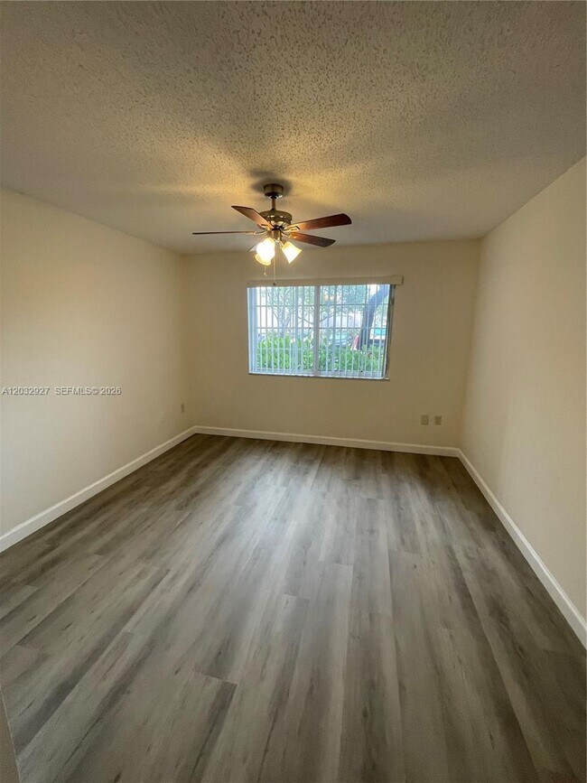 Photo - 4155 N Haverhill Rd Unit 1402