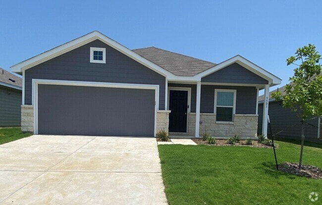 Building Photo - 5501 Lavender Dr Rental