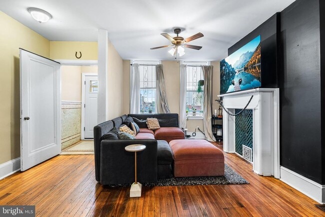 Photo - 2718 W Jefferson St