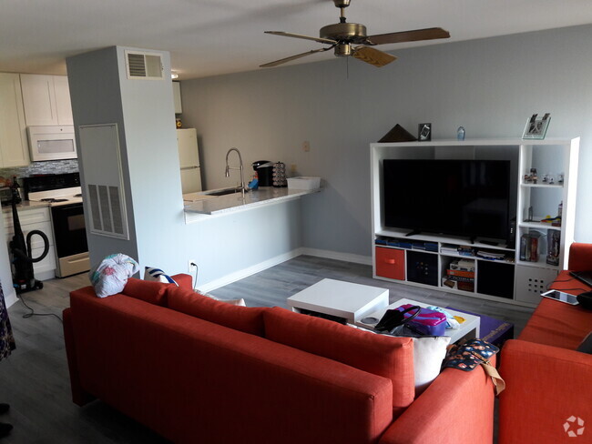 Building Photo - 4716 Walden Cir Unit #33 Rental