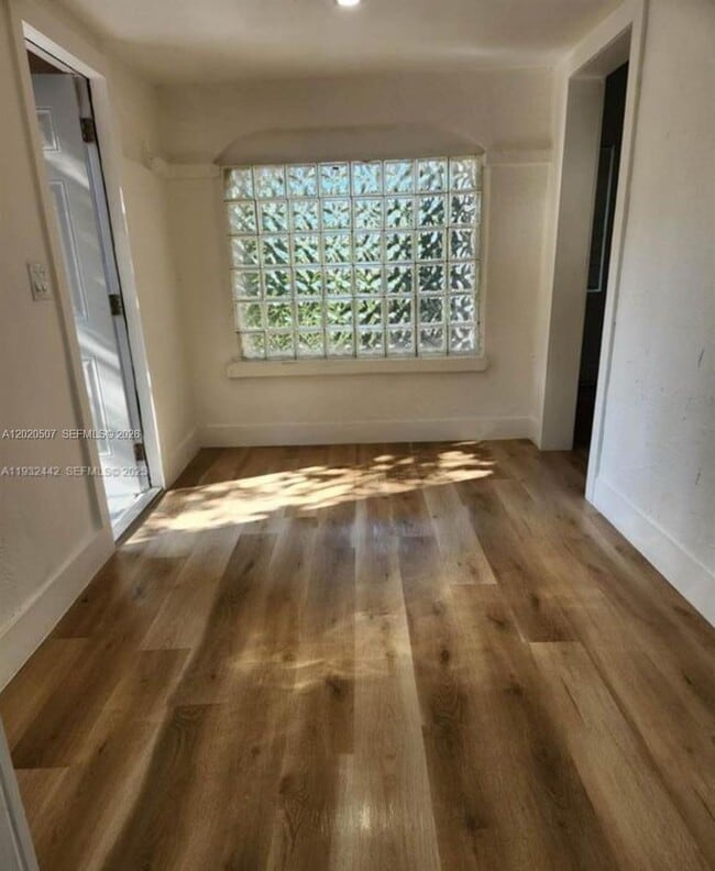Photo - 45 NE 60th St
