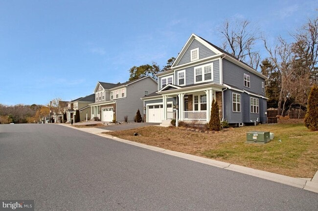 Building Photo - 408 Kosmill Dr