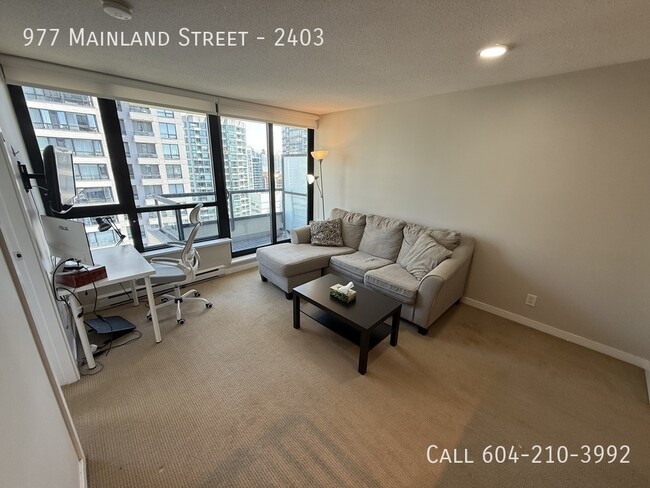 Building Photo - BC Place Views on the 24th Floor! Unit 2403