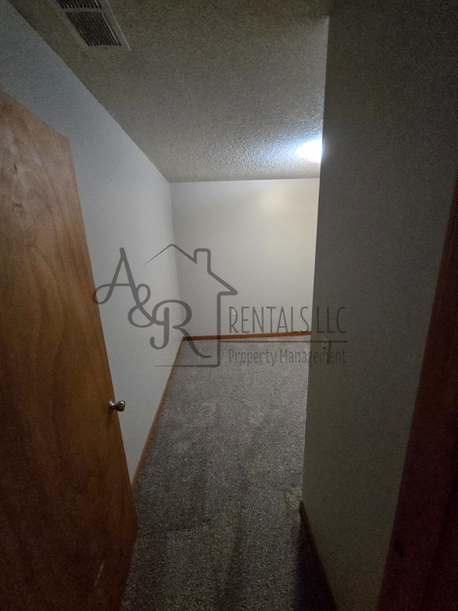 Photo - 215 W Forest St