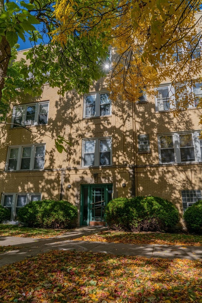 Photo - Ravenswood - 1 Bed / 1 Bath - Heat Included Unidad 4307-3