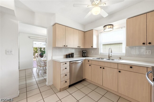 Photo - 3105 SE 18th Ave