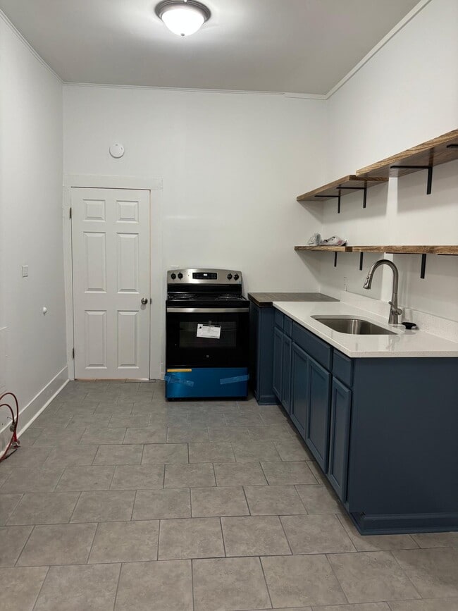 Photo - 403 W Hampton Ave