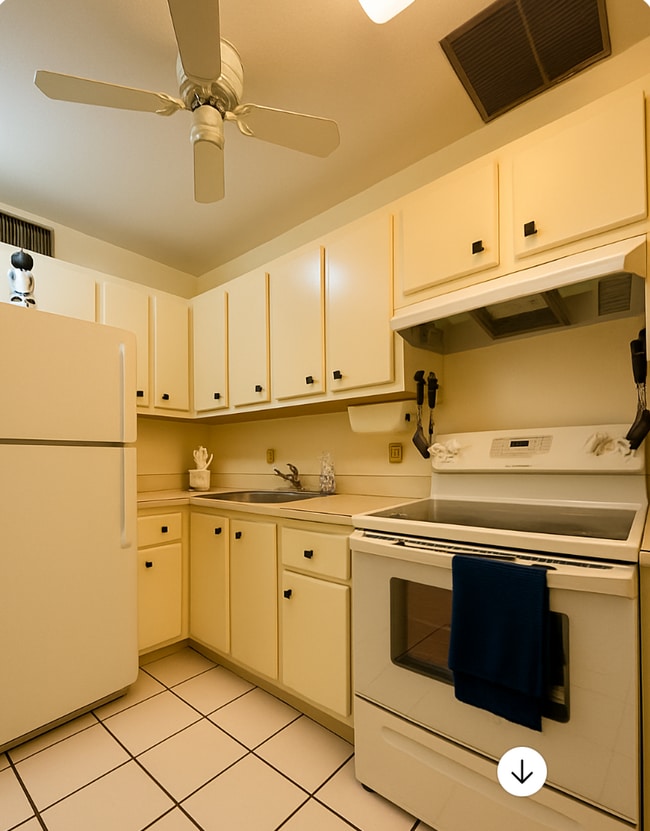 Photo - 1821 NE 62nd St Unidad 301