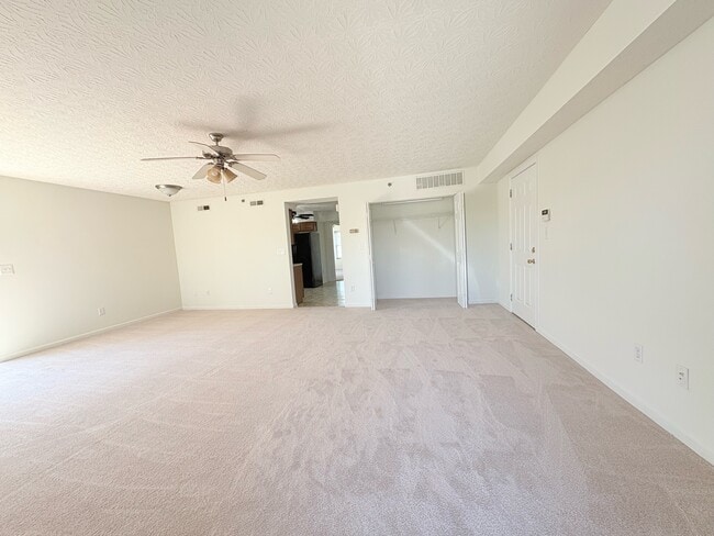 Photo - 24 Rosette Ln