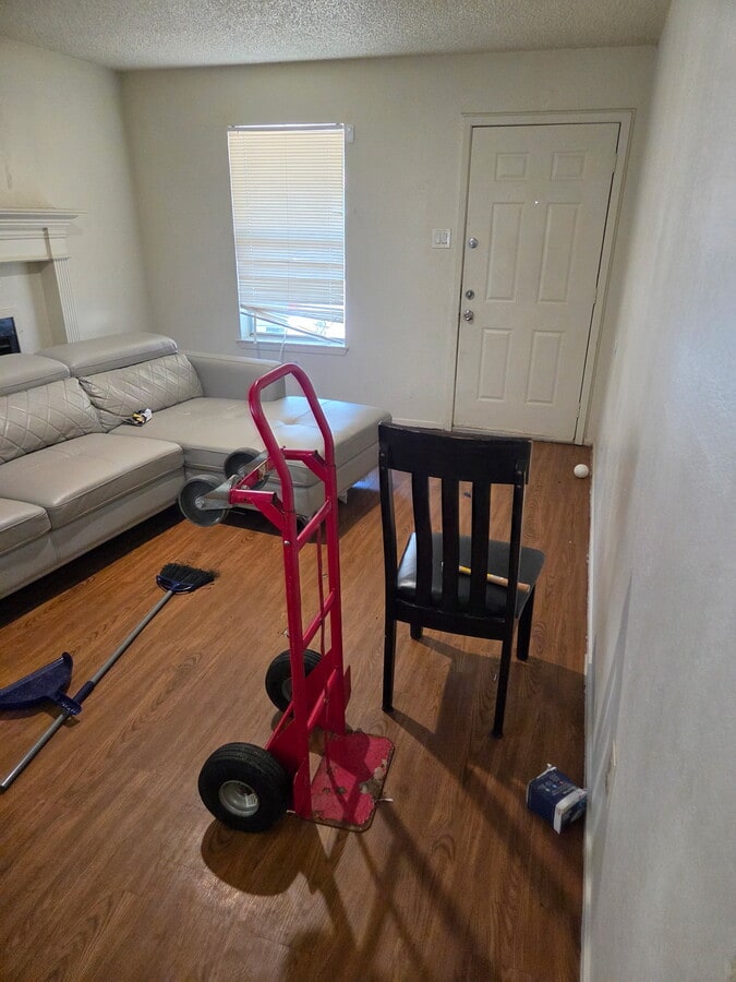 Photo - 1701 Windsong Ln
