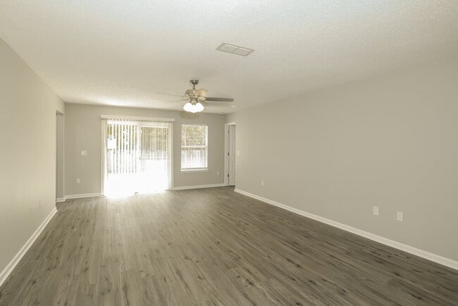 Photo - 13517 Ashford Wood Ct E