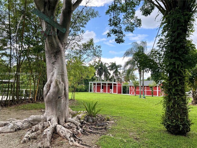 Photo - 18351 SW 202nd St