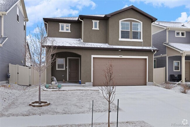 Building Photo - Beautiful 4 Bedroom Home in First Creek Av...