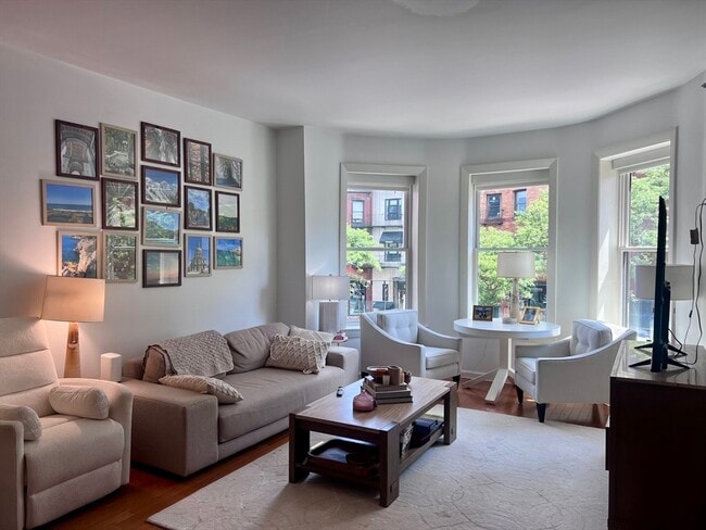 Photo - 177 Newbury St Apartment Unit 2