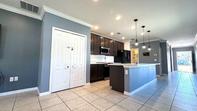 Photo - 2827 Westwood Ave