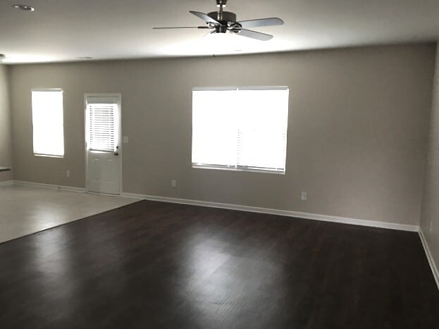 Photo - 1006 Lavender Ln