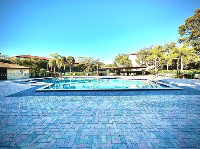 850 SW 133rd Terrace Unit 106B