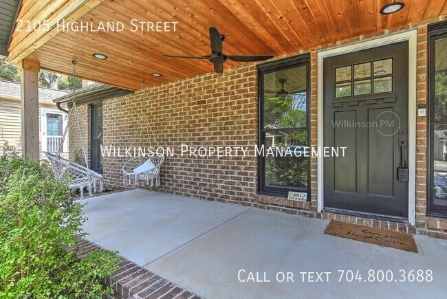 Photo - 2105 Highland St