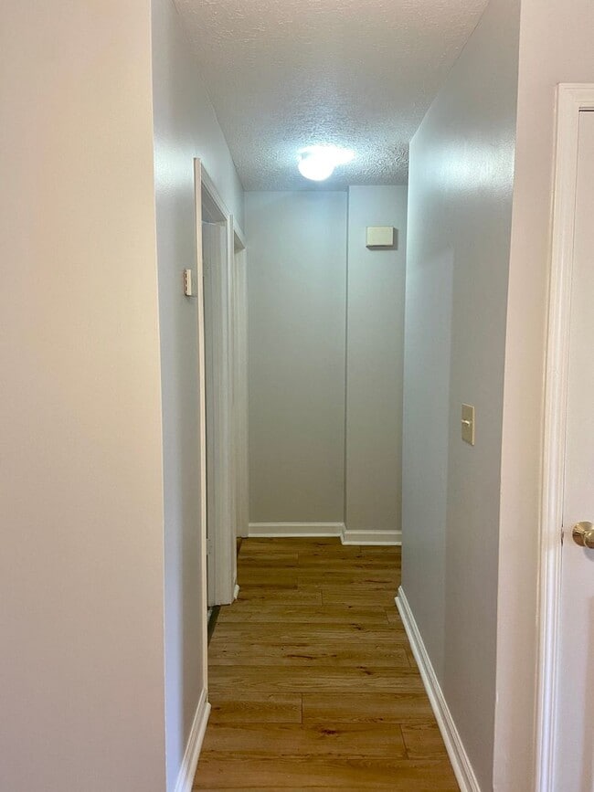 Photo - 2 bed 1 bath town home. Lynn haven.