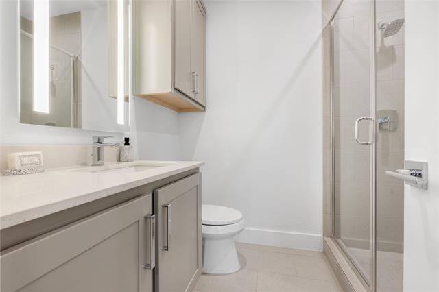 Photo - 3915 N Hall St