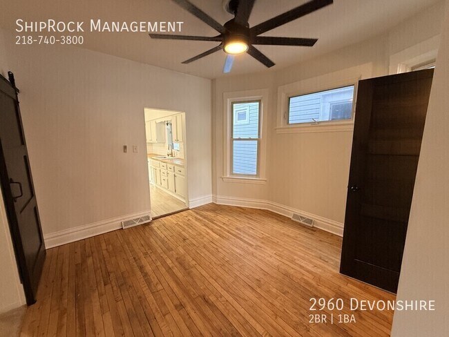 Photo - 2960 Devonshire-