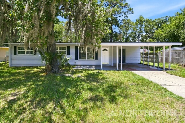 Building Photo - 3 BR/2BA | Newly Renovated Single Family Home | Huge backyard | In Jacksonville!
