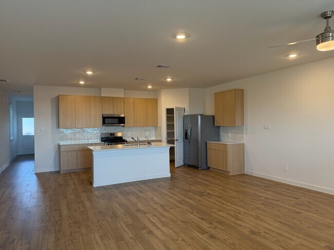 Photo - 3550 Blue Mockingbird St